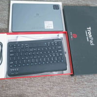 ايباد ذاكره 128  عالشحن وطفه ابيع هالموجود ب50 الف 07722199963