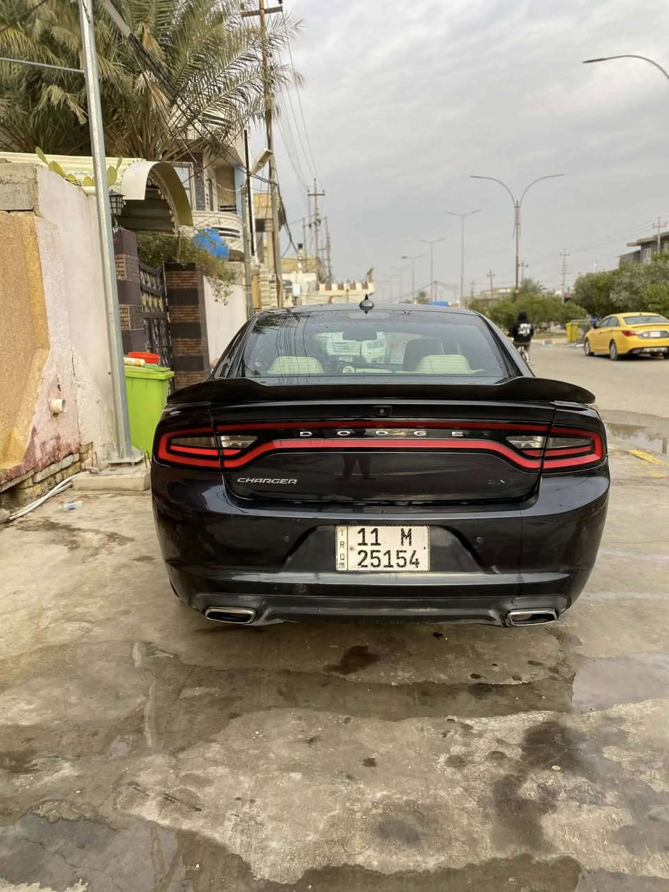 جارجر 2018 sxt كلين
بدون صبغ  بدون تبديل فقط بارد

بارد حافة البنيد شبر 

لون رصاصي  غير محدد

تو ويل 

محرك 3600

ماشية 100

مواصفات

*شاشة كبيرة مع نظام ملاحة نفگيشن GPS

*هيتر ستيرن 

*تحكمات ستيرن

*نقطة عمياء مراية 

*هيتر مراية جانبية وداخلية 

*مقاعد حضن

*مقعد سائق كهربائي    

*كامرا خلفية 4k

*حساسات خلفية

*تشغيل عن بعد

*مثبت سرعة

*دخول ذكي (بصمة)

*ويل 18 اسود 

كير ومكينة كفالة

السيارة جديدة وب عااافيه ع ياااخذه هزه 

جديده و رقم انكليزي جديد 

عنوان بغداد 

اي استفسار ***********

.
