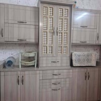 كاونتر 3 متر +سنك متر ونص شغل ايد  السعر ٣٠٠ الف بي مجال  07713567856