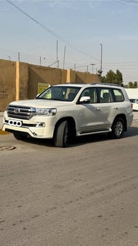 تويوتا لاندكروز  GXR بريم اصليه موديل 2016.  ااسياره مكفوله  مكينه وكي...