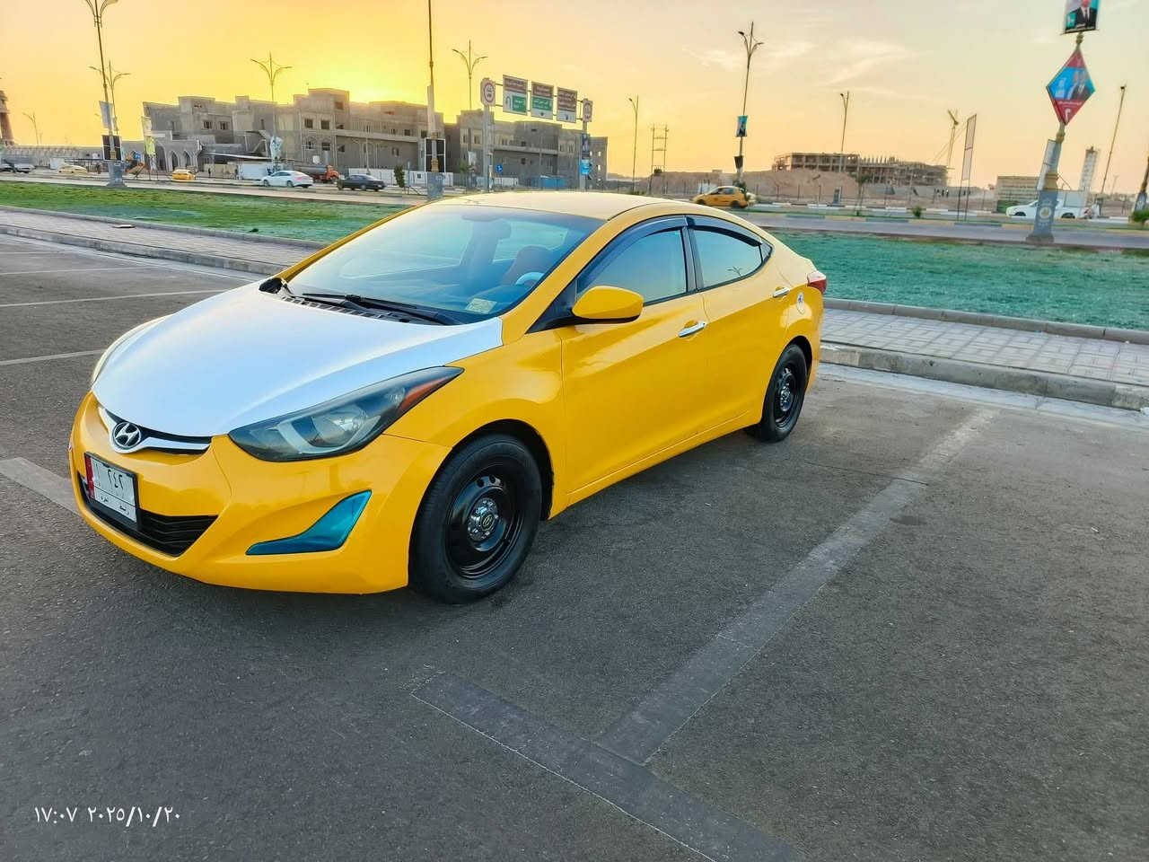 سلام عليكم النتره البيع مديل 12 سياره جاهزه مكينه وكير خير من الله عنواني ديوانيه رقم نتصل *********** اسعر 95 وبيهه مجال وارد امريكي دوش مكينه 1800 ليبل واحد ضرر جملغ امامي
