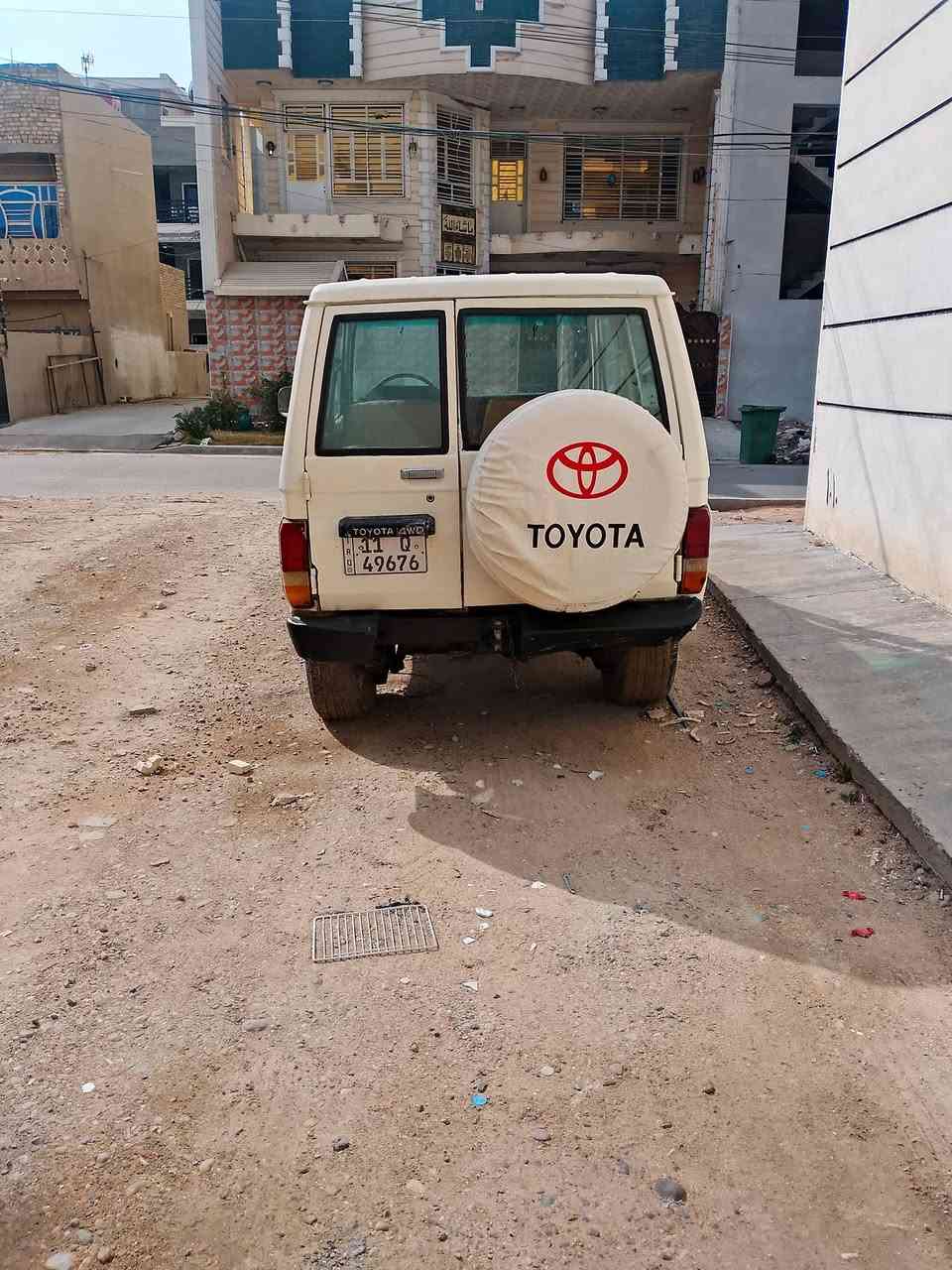 السلام عليكم الاندكروز شاص ربع محرك YYT 6سلندر وكير اوتوماتيك موديل 1987 عنوان الكاضميه السعر 50 ورقه رقم بغداد نكليزي ***********
