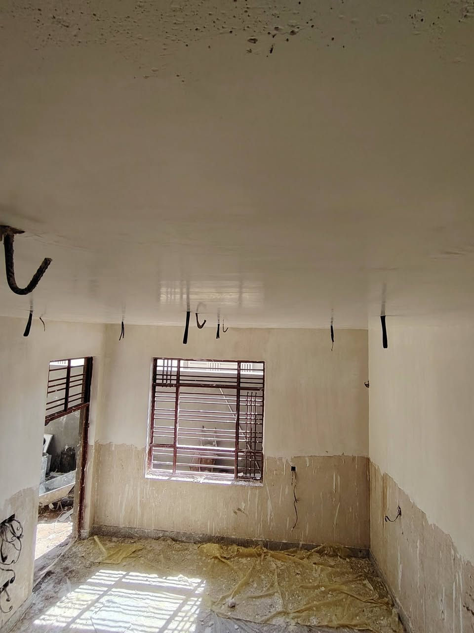 السلام عليكم خلفه متفرغ
كادر اسمنت جص بورگ شغل درجه اولى 
***********
***********
