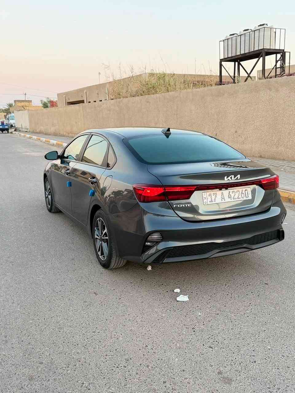 كيه فورتي 2023  رقم مثنئ حره مداور ثاني يوم حادث جاملغ وبنيد بدون عابر مكينه 2000دوش تبريد شاشه كامره تحكم دواخل بيجي سياره جديده كلش المكان السماوه السعر 135لاستفسار لاتصال ع رقم ‭***********
