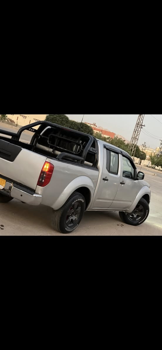 سلام عليكم للبيع بيكم نيفاره مديل 2013 رقم اربيل الماني سياره كاز محرك وكير ستاريكس ابو سوبر كير عادي محرك نضيف سياره جاهزه بيها جاملغات خلفيه صبغ وبنيد تطويز فقط بخ بدون اي ضربه وجاملغات خلفيه صبغ اثر شخوط فقط وصور قبل صبغ موجود داخل جديد تخم تايرات زيرو ويل اصلي جام كهرباء نضافه 100‎%‎ شويه العين مكان سياره دهوك سعرها 93 وبيها مجال للشراي *********** (واتساب )
