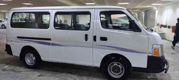 نیسان اورڤان 2008محرک گیر اکسل بشرت سەنەویە هەزە براد جدید تایرات جدید گاعیە و دوشەمە جدید تبریت بشرت سعر142مکان کلار***********
