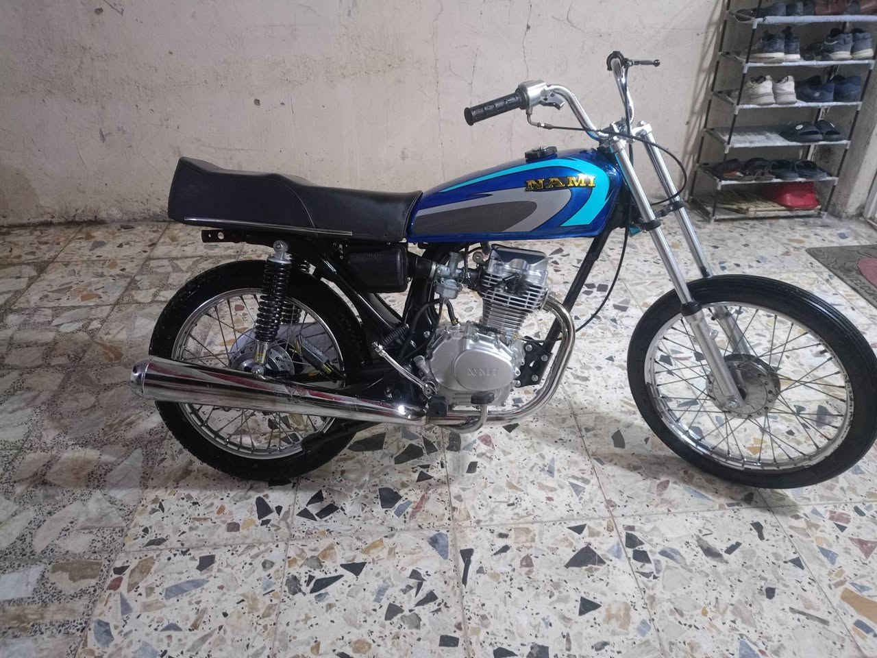 سلم عليكم اراني اصلي شلامجه البيع غراضه كامله دشبول جاملغت هاي غارضه كامله كله اصولي بسمي السعر 900وهاذ رقمي‏‪0786 530 6795‬‏
