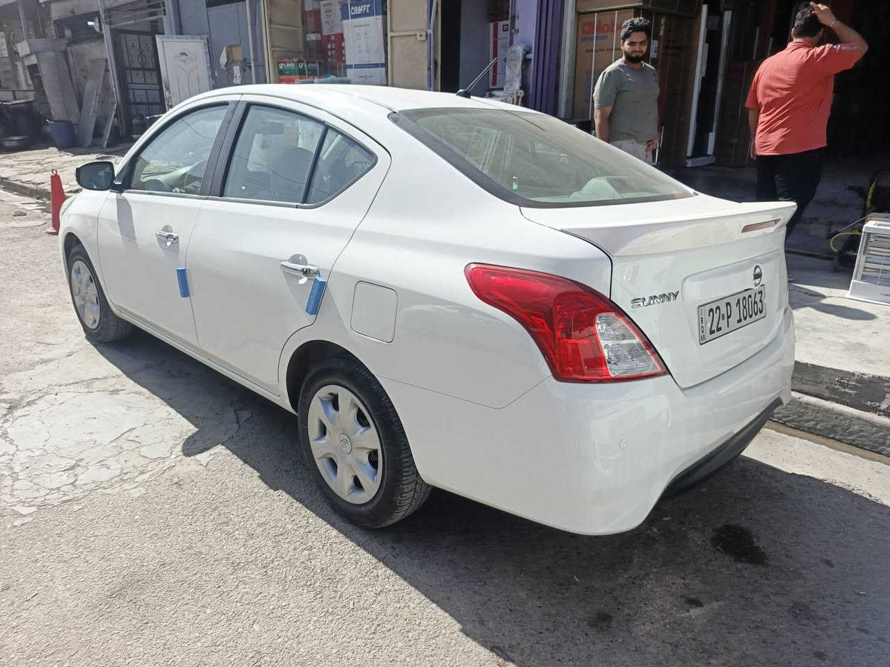 نيسان سني مصري
مديل 2025
مكفولة من كلشي
ماشيه 7 الاف
سياره جديد 
رقم ***********
سعر 128
عنوان. بغداد الدوره ابو دشير
