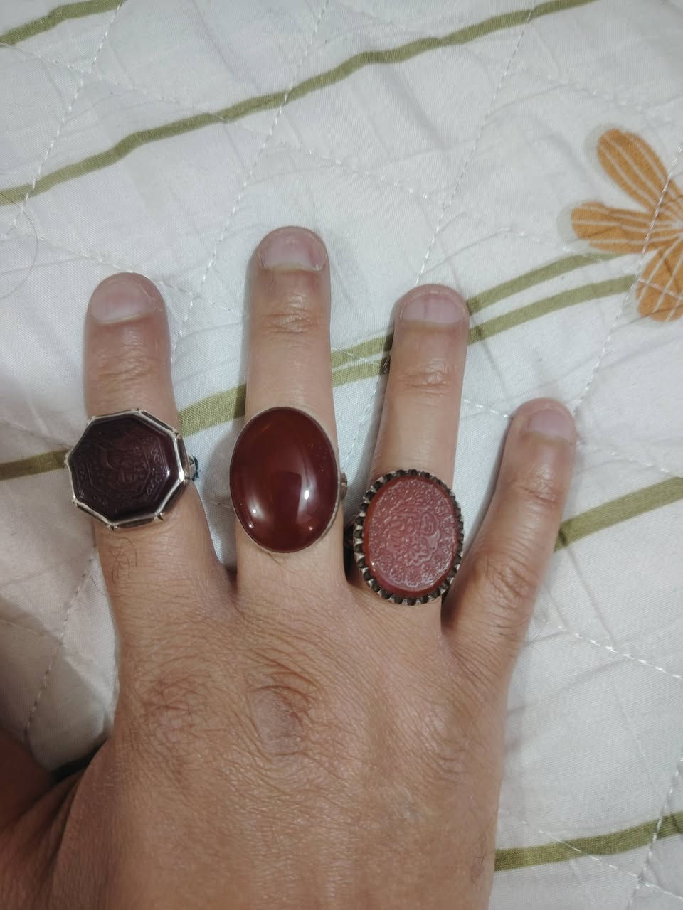 خواتم و احجار  اليعجبك اشر عليه


**إذا كنت صاحب هذا الإعلان وتريد حذفه لأي سبب، رجاءا أرسل رسالة إلى الدعم الفني**