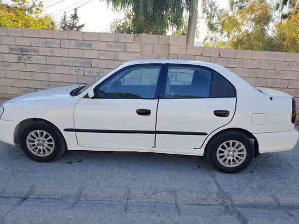 هۆندا ئەکسینت 2001  خاوین تبرید لەسەر سویچ   پاورە سیارەکە

سعر 48 ورقەومجال 

گەر مەشتەری تیل بکە 
*********** رانية
