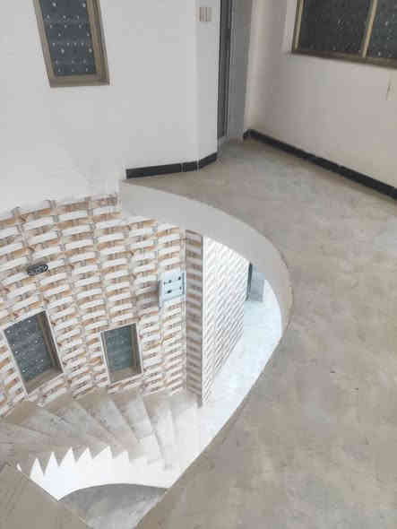 اللهـــــــم صـلِّ علـــــــى محــــمد وآل محــــــــمد
دار للبــــــــــــــــيع المســـــــــاحه 270م 

طــــــــابــــــــــو زراعـــــــــي سنــــــــــد 25

                                                          حديــــــث2025
                    اســــتـــلام مبـــــــاشـــــر
                      
  طــــــــابــــقــيـــن 
                                                     3غــــــــــرف نـــــوم 

                       الطابـــــــق الاول

  غرفه نوم 1 وكلـــــــدور وستقــــــبال ومطبــــــــخ  

ومجمــــــــع صحيـــــــــات داخــــل وخــــارج  كراج سيارات حديقه جبير 

الطابــــــق الثـــــانـــــــي 

غرفـــتيــــن 2نـــــــــوم وكــــــلدور ومجمــــــــع صحيـــــــــات 

عنـــــوان حلــــــــه  شـــارع 80 مال كربلاء خلف محطه بنزين خانه اضواء الحله 

 اتصــــــــال *********** عل رقــــــم    او وتــســـــــاب
ســـــعر البيـــــع خـــــاص

مــراجـــعت مــكتــــب الـــــــــجشعمي للـــعقـــار مــــوقـــع مكــــتـــب شــــارع 80 مال كـــربلاء خلـــف محـــطـــه بــنــزيــن خانه اضـــواء الـــــحله 

                              ملاحــــــــــــــضه                            

عنــــدك عقــار اتريـــــــد اتبيعـــــــعه او اتأجـــــــــره طــــــــابو صـــــــــرف او طابــــــو زراعـــــــــي مراســــــــلت الصفحـــــــه او اتصــــــــال  ***********
