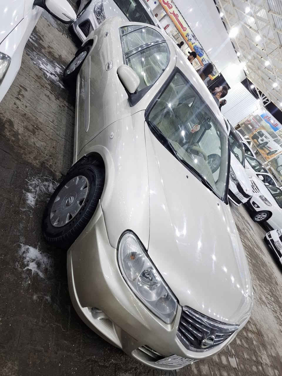 نيسان سني ياباني موديل 2010 
رقم بغداد   جاهزه بيها قطعه ونص صبغ باقي مكفول مكان بابل 
سعر ٩٧ 
***********
***********
