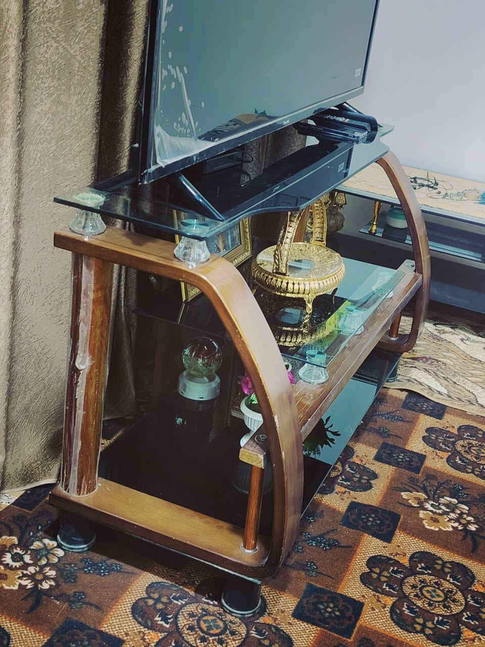 ميز بلازمه صاج شوف عين نضافه سعر  80بي مجال بسيط العنوان الديوانية


**إذا كنت صاحب هذا الإعلان وتريد حذفه لأي سبب، رجاءا أرسل رسالة إلى الدعم الفني**