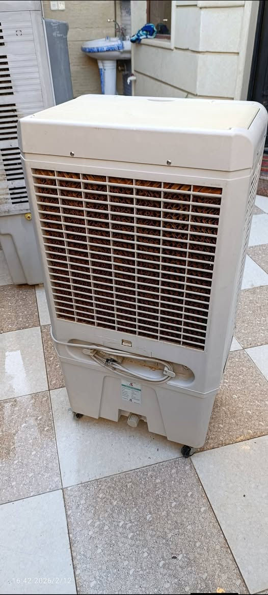 للبيع كونفيره اخت الجديده سعر 55الف
للاستفسار. ***********
