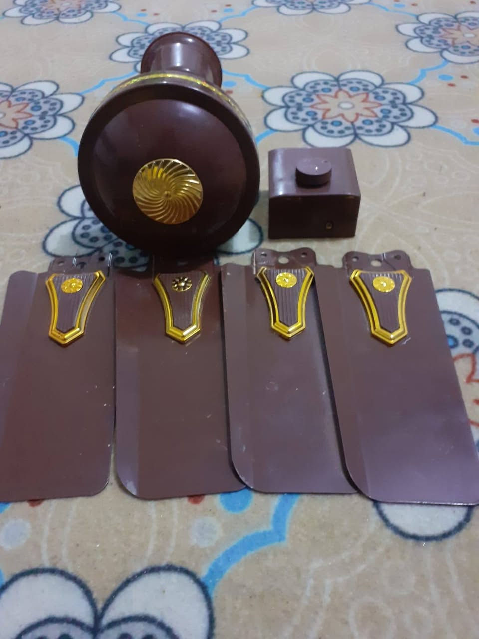 البنكات ع  ١٥ الف 
مروحه جدارية ١٥
نزلات جدد ب  ١٥ 
جك ابو الجنطة ١٥ 
توصيل داخل العمارة فقط .


**إذا كنت صاحب هذا الإعلان وتريد حذفه لأي سبب، رجاءا أرسل رسالة إلى الدعم الفني**