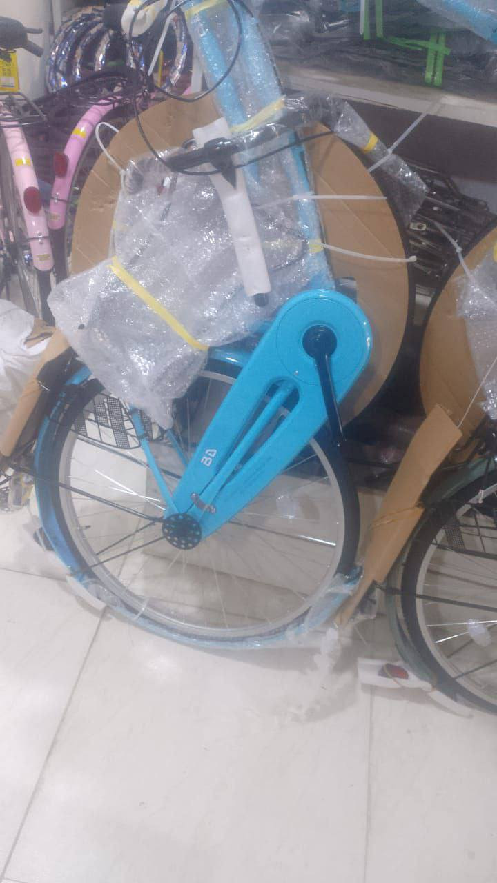 سلام عليكم باسكل للبيع فول نضافه سالي 5 ايام من نزلته من علي الكصيري شخط ما بي شركة بيدي لون مميز اخضر  مديل 2022 شراي خاص او نتصال على رقم*********** مكان بابل القاسم  يم مصرف الرافدين
