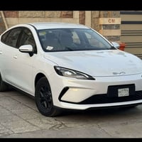 للبيع سيل 5 2025 مرقم كامل ومستلم سنوية ومثبت لوحات باسمي رقم بغداد زي...