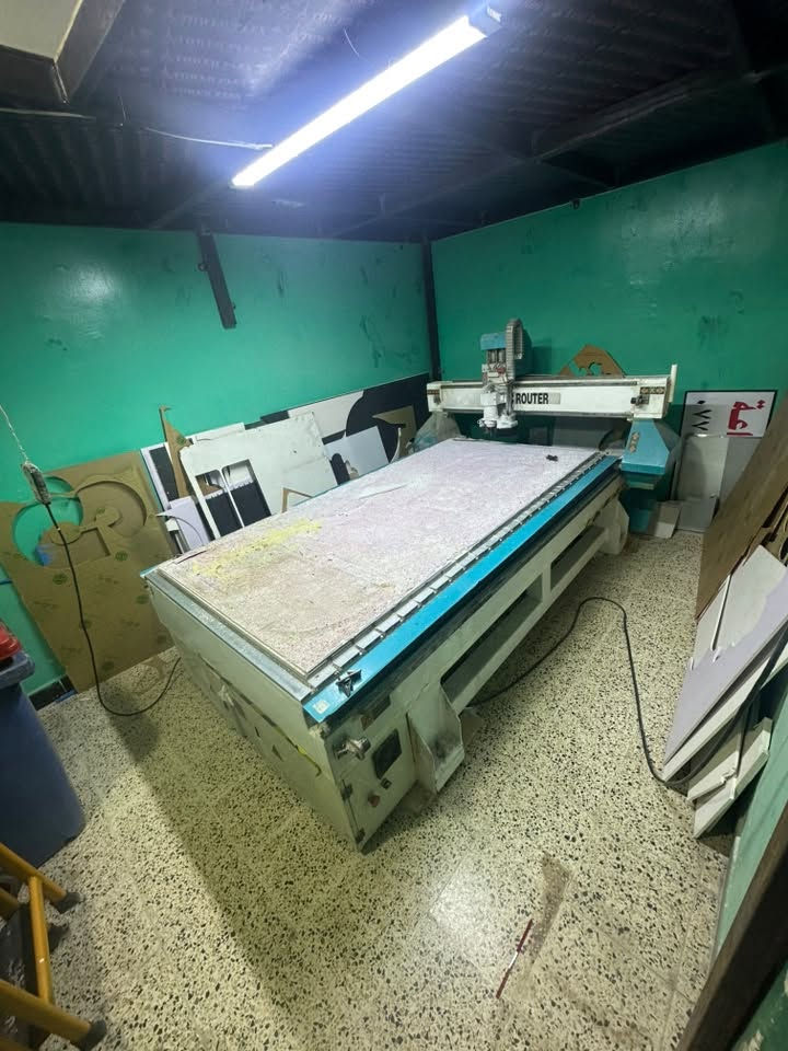 السلام عليكم
طابعه ماي كلار 320 سم للبيع جديده واستخدام قليل 

مكينه CNC  كبيره 125 في 245 سم للبيع

ليزر co2  نظيف جداً 90 سم 130 سم  للبيع

كتر بلوتر 120 سم كامره جديد للبيع

بظاعه كامله فلكس ولدات ومحولات ولف  شنو يعجبك جوه
 السوك 

مكانهم بغداد الدوره ابو دشير ***********
