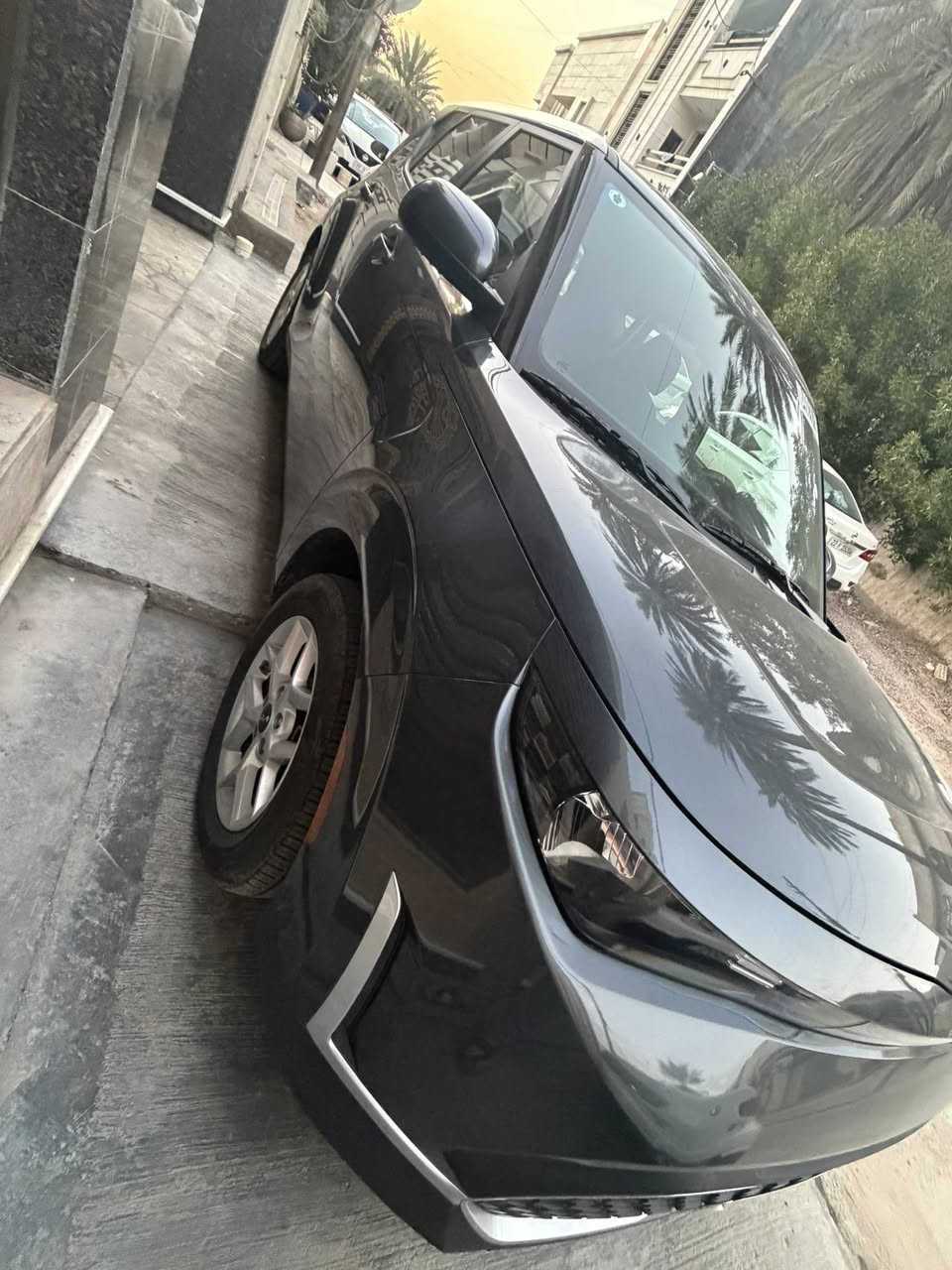 السلام عليكم
كيا صول  2025

حجم المحرك 2000 دوش 4 سلندر

حادثها موضح بالصور 

رقم بغداد الجديد بسمي 

مواصفات LX

تحكم استيرن 

تحديد مسار 

رادار امامي و جانبي

شاشه

كامرا 

عداد 14 الف 

السعر 178

اي استفسار الاتصال *********** 

مكان السياره بغداد  المنصور 

متواجد وتساب ع مدار الساعه وشكرا
