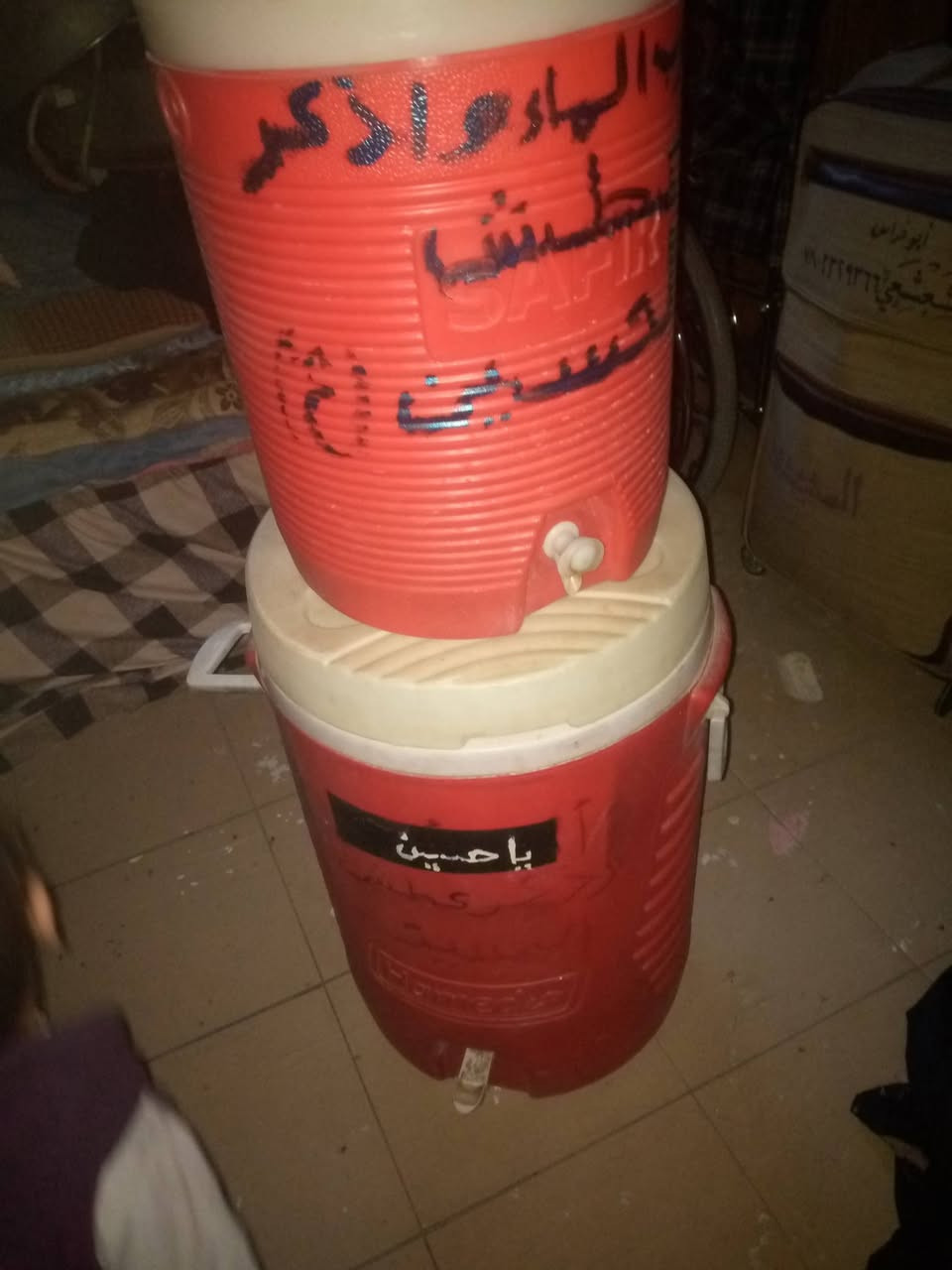 العربانه الله شاهد جديده مستخدمه بس سبوع واحد سعره 100 وبيه مجال وجنطه 30 وترامز جبير 15 وصغير 10 وصوبه 20 مامتوجد عله فيس هذه رقمي ***********
