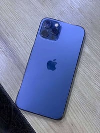 ايفون 12 برو مامفتوح ولا داخل تصليح بطاريه 85  ذاكره 256 فقط بصمه الوج...