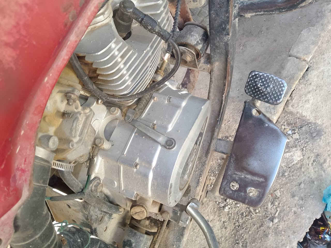 ستوتة مال كسبة اريدها ب 900 وبيها مجال أوراقها أصولية. 2016 مال شغل الي يشتري يتفضل***********
