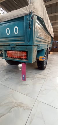 موديل ٢١ • اوراق • نضيف