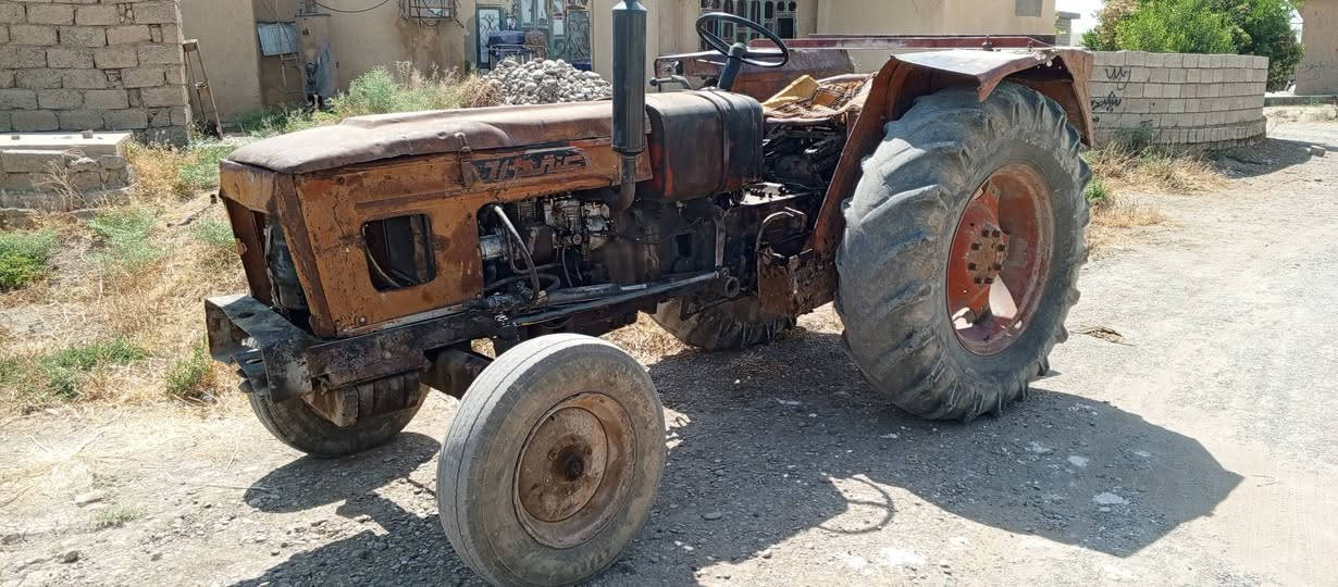 للبيع تركتر عنتر بدون مكفوله محرك كير اكسل هودرليك بور ستيرن نكره سلف كله شرط موديل( 86 )السعر 3 ثلاث ملايين العنوان صلاح الدين قضاء بيجي الاتصال على الارقام ***********/$/ ***********
