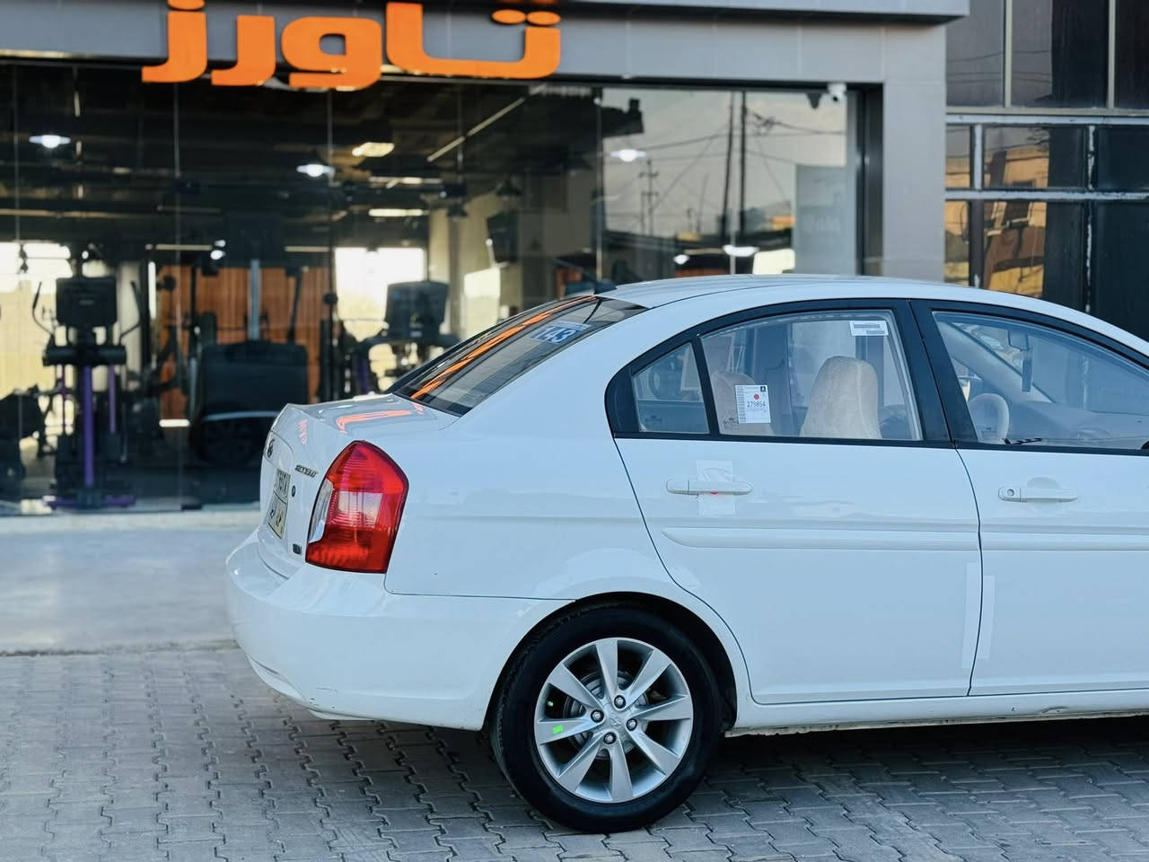 سلام علايكم
اكسنت موديل ٢٠١١ خليجي

 كير اوتماتيك  محرك ١٦ 
داخل اصفر  ويل كروم جاكهرباي

كير محرك بشرط لا بخار لا صرف 
سياره بي بونيت جملغ بدون جكه دواخل 

  سعره ٨٧ بي مجال قليل 
***********
***********
