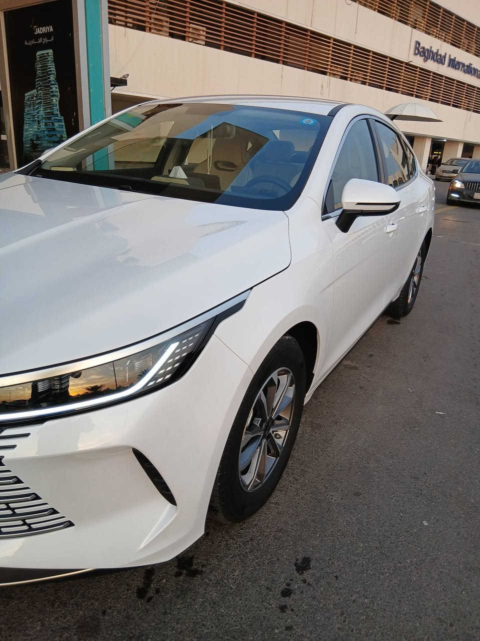 بي وادي دستروير  2025 زيرووو كارت شغال اصلي + بصمه  + شاحنه اصليه
ملاحظه ملحقات السياره اصليه كارت اصلي  + شاحن اصلي + منفاخ + فوم معالج تاير + بصمه ماشي 2000 بعد ازيرو
🔥   السعر  20 مليون مثبت لوحات سنويه باسمي يعني مرقم جاهز فقط تحويل يكلفك 65 رسوم نقل ملكيه   🔥
💎محرك 1500 هجين تنفس طبيعي هايبرد + بانزين + شحن ذاتي + شحن خارجي 
💎بصمه تشغيل+تشغيل عن بعد   
💎السياره مرتبطة بذكاء الصطناعي حسب قيادتك تصرف
💎ايرباك عدد 12 
 بانزين 
💎كير ماوس 
💎فتح باب كارت انفسي 
💎تبريد قطعتين 
💎شاشه قلاب + كار بلي 
💎جلد ابيض 
💎بكلايت ليد متصل اشاره خلفيه نشره لكزز 
💎لد+ اشاره ليد لايت + لايت زينون 
💎هاندر بريك بصمه + اوتو هولد 
تشغيل فقط لمس للبريك
💎حساس خلفي + كامره خلفيه 
💎حساس ظغط اطار 
💎لايت اوتو 
💎اشاير مري 
💎ويل كب حجم 16 كروم 
 مكان بغداد الدوره ابو طياره رقم الهاتف ***********
