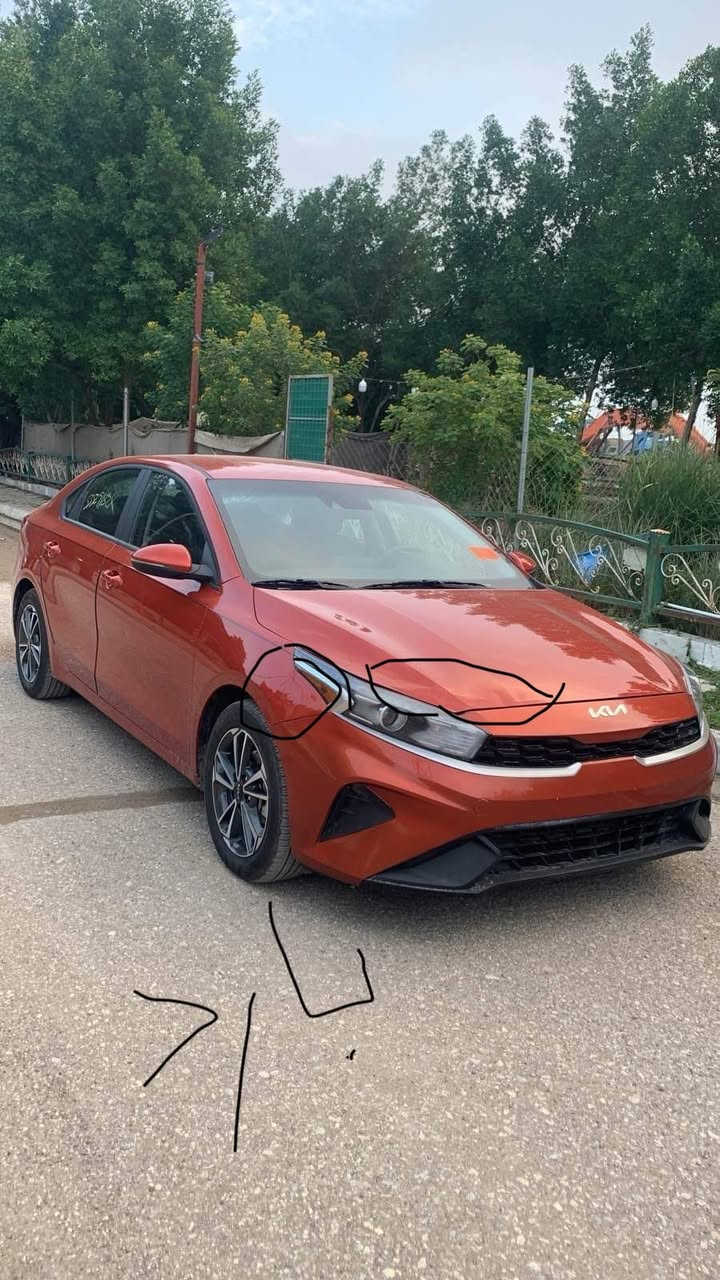 سلام عليكم
كيا فورتي 2022  .  وارد 

العداد . 62 ميل

بدون فتحة وبصمة 

صور الحادث بالمنشور… بدون صبغ ولا تبديل 
فقط بارد + ايرباك طاك

رقم بغداد تحويل مباشر باسمي السيارة 

*********** بغداد الكرادة او الغدير

السعر . 153 وبيها مجال
