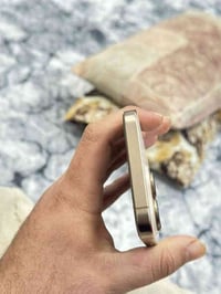 سلام عليكوم للبيع ايفون١٦ برو ماكس بطاريه ٩١ نضيف حيل والله سعر مناسب ...