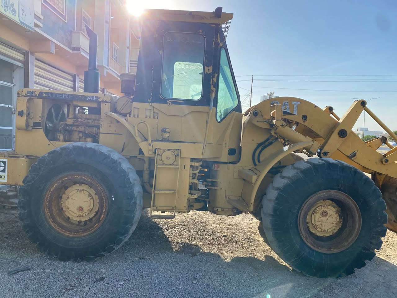 السلام عليكم البيع شفل كتر موديل 75 معمر 82 مكينه بليته ستيرن متحرك جاهزه مابيها نقص برغي مكانها رمادي رقم بغداد السعر 95 ورقه 
***********
