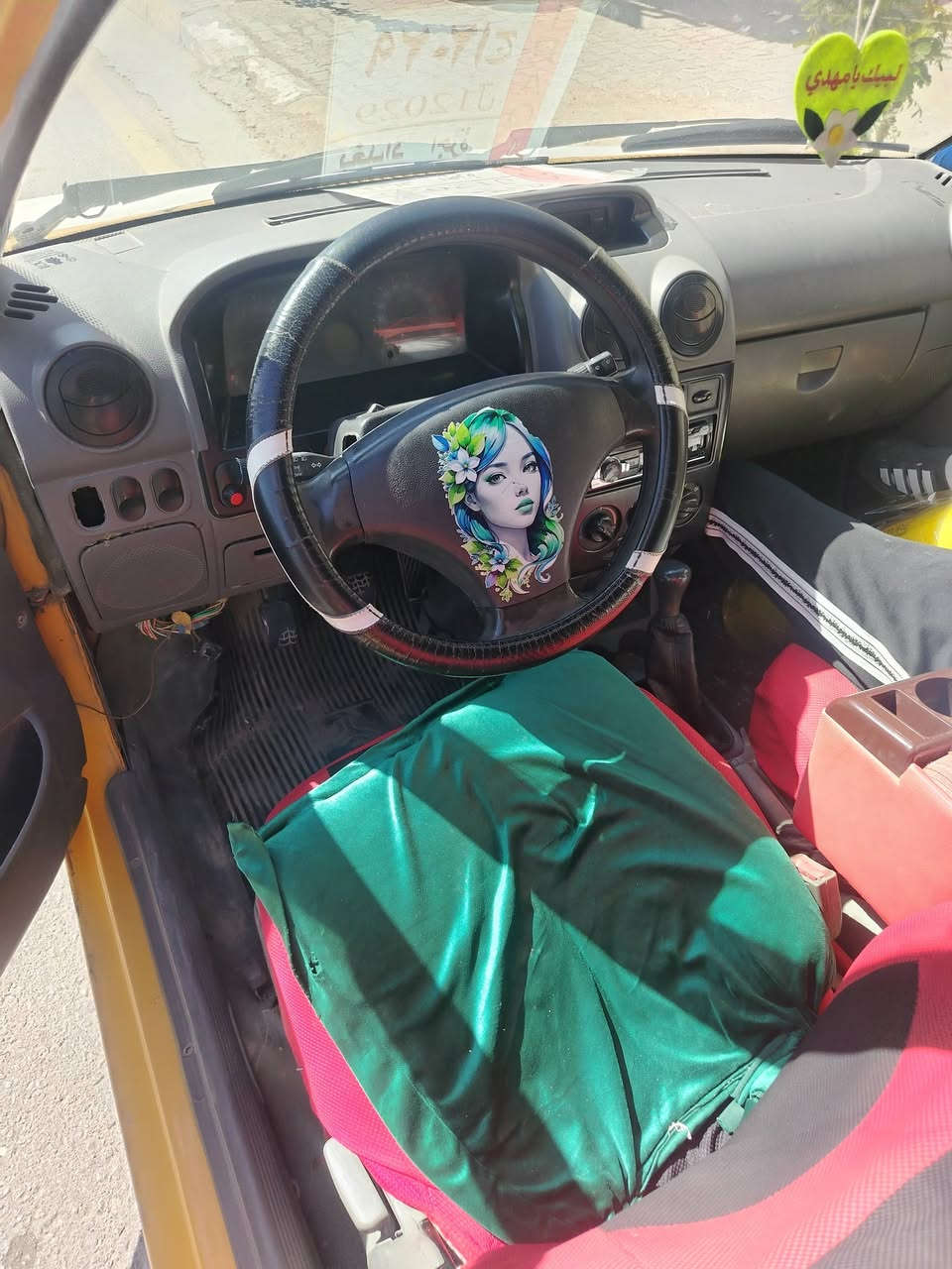 كوم حديد موديل ١٢ السعر ١٢
***********
مكينه وكير مكفول كشره حلو كهربايات كله شغاله
