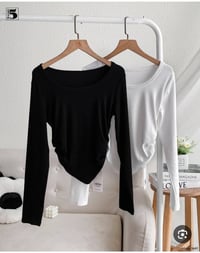 نسائي • خامة تحفة • مقاس S