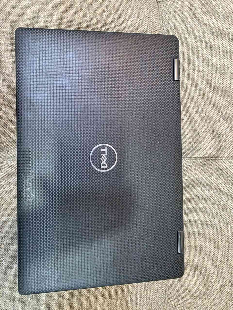 🔥  قلاب  360 Dell Latitude 7420 (2-in-1) مستعتمل
ألاجهزة اتيرادنا الخاص من امريكا🔥
✨ المواصفات
المعالج: الجيل الحادي عشر Intel® Core™ i7-11th Gen
الذاكرة (RAM): سعة 16.0. ⚡
التخزين SSD 512 GB  
الشاشة: تعمل باللمس (Touchscreen) وقابلة للطي بزاوية 360 درجة لتناسب كل وضعيات عملك. ✍️
التصميم: يتميز الجهاز بأنه Slim نحيف جداً) و خفيف الوزن، مثالي للتنقل والعمل خارج المكتب. ✈️💼


✅ لماذا تختار هذا الجهاز؟
البطارية: نضمن لك تشغيل مستمر لمدة ساعتين على الأقل (ضمان فعلي). 🔋
الحالة: نظافة ممتازة وتصميم معدني فخم يتحمل الاستخدام الشاق. 💎
المرونة: استخدمه كجهاز لابتوب للعمل، أو اطوهِ كـ "تابلت" لمشاهدة الأفلام أو الرسم. 🎨


💰 السعر والمعلومات:
📍 ملاحظة هامة: أسعارنا مدروسة بعناية وهي الأنسب في السوق، لذا نعتذر عن التفاوض على السعر 🛑
📞 للحجز والاستفسار***********📩 أو راسلنا مباشرة عبر رسائل الصفحة.
   السعر ----490 الف-------
