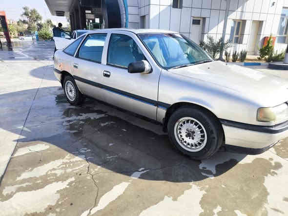 اوبل فكترا موديل 1990 مكينه 20
كير ومكينه بشرط الفحص بيهن. عيب اخسرلك حق الجيه 
4 تايرات جدد لوك
الصدر . وميزانيه جديد.
نوزلات بلكات كلهن جديدات 
بيها ضربه بس بجاملغ الامامي صبغ عام 
رقم جديد مسطره
دواخل نضيفه وبطاين نضيفه سقف مدوشم جديد 
سعر 35 $ ومجال بسيط   
عنواني (كلار) 
رقم الهاتف ***********  
ملاحضه السنويه. صار سبوع عدل من خلصت وشرط تحويل وكاله ومابيها اي غرامه
