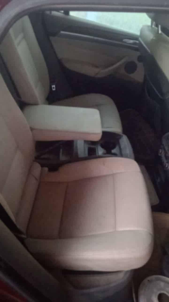 BMW X6   50طيرانن تون توربو  2009
#السعر : 135

#رقم السيارة : بغداد 
#مكان السيارة : الناصريه
-----------------------------------
السلام عليكم
بيع او مراوس حسب القناعه
بي ام  X6 موديل 2009 حجم 50 8 سلندر تون توربو  N63 سيارة بيهه مكينه بالجيس 
سيارة فول مواصفات
تفاصيل 👇🏼👇🏼
1_ بصمة عدد 2
2_محرك 8 سلندر  ✈️⁦⁩+كير مكفولات ⁦
3_تبريد قطعتين ❄️
4_بدون سلايت
6_مراية داخلية+جانبة عاكسة 🔍
7_مري شفط ⚔️
8_ كشنات كهرباء  +ذاكرة خزن
9_بردات جانبية✨
10-لدات انارة داخلية 💡
11-شاشة   🖥
12-داخل بيجي
13-انارة ترحيب 🔦
14_ كاميرات عدد 5
15-حساسات امامي خلفي
16-ويل حجم 20 بلادي  +تخم تاير جديد
17-صدر امامي خلفي جديد  ⚔️⁦
18-اوتو هولد ⚔️
19-لايت زنون داينمك
20-ستيرن كهرباء مع خزن ذاكرة
21-شاشة اعطال
22_هاند بريك بصمة
23- كزوز رياضي
24_شفتات ستيرن
25_جنطة كهرباء
26_ابواب شفط
27_زراك لايت
----------------------
للاستفسار ***********
السعر 135 وبيهه مجال
