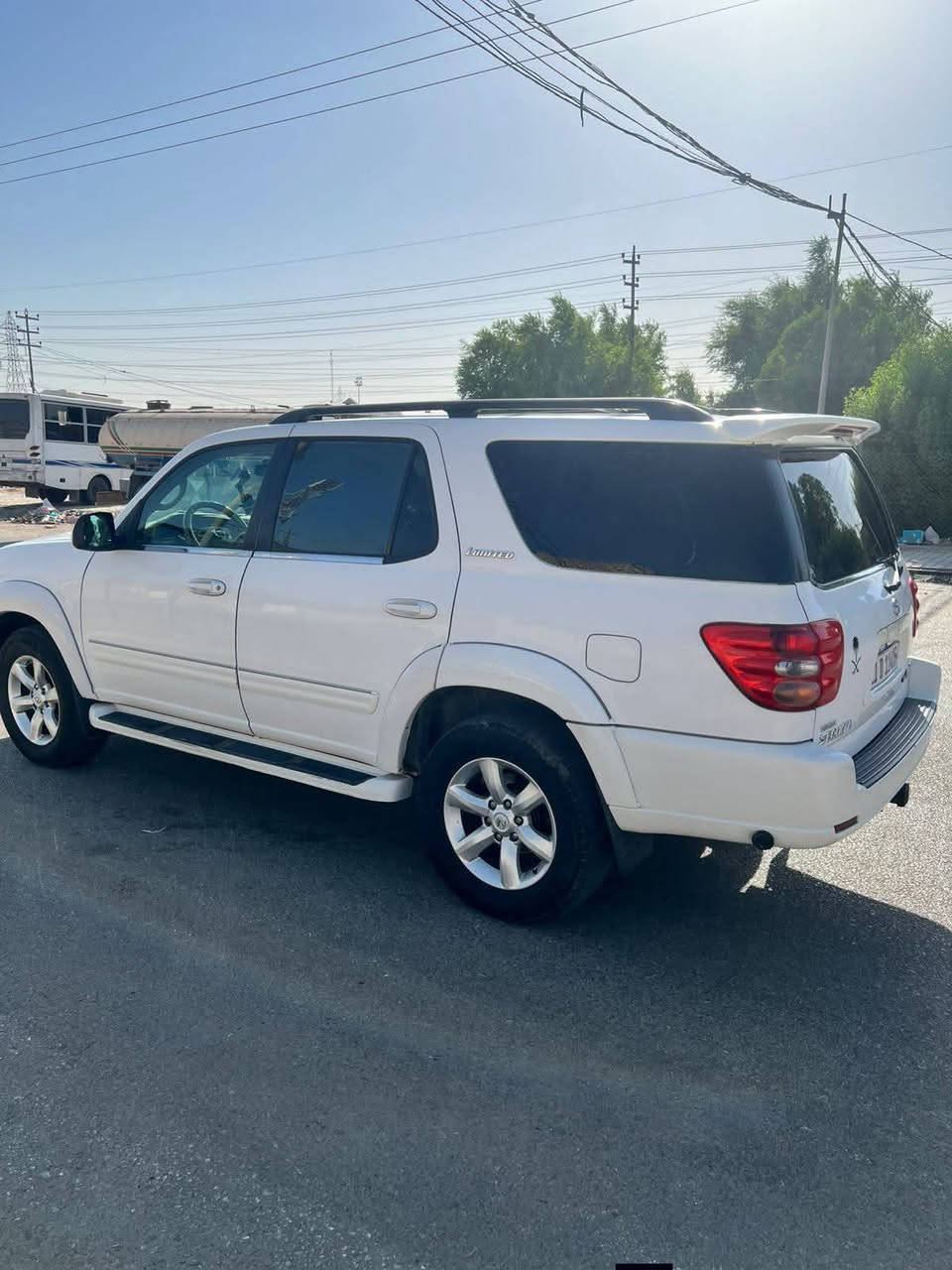 سلام عليكم.
النوع :Toyota
الفئة SEQUIA 2004
سعة محرك:v8 4700
الحالة:ممتازة
لون :ابيض
فورويل
limited
مكفوله سيارة 
من عده دور خلفي 
والباب ايمن ربع صبغ
من محرك وكير 
حداديه جديده 
كشنات كهرباء 
تبريد شغال 
3قطع 
فتحه سقف 
السياره غاز+بانزين 
رقم سليمانية 
موجوده بالنجف 
سعر 135 وبيها مجال بسيط
***********
