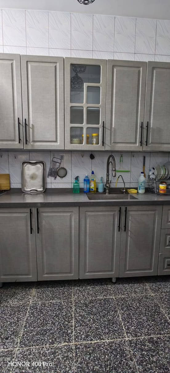 كاونترات هيكل المنيوم داخل والابواب hdf .. حجر كوارتز سنك ستيل بوري ثلاثي جديد طوله 250 مع زاوية 80 في 80 مع ملحق ارقاع 90 ... سعره 800 في منطقة جكوك حسينية قمر بني هاشم


**إذا كنت صاحب هذا الإعلان وتريد حذفه لأي سبب، رجاءا أرسل رسالة إلى الدعم الفني**