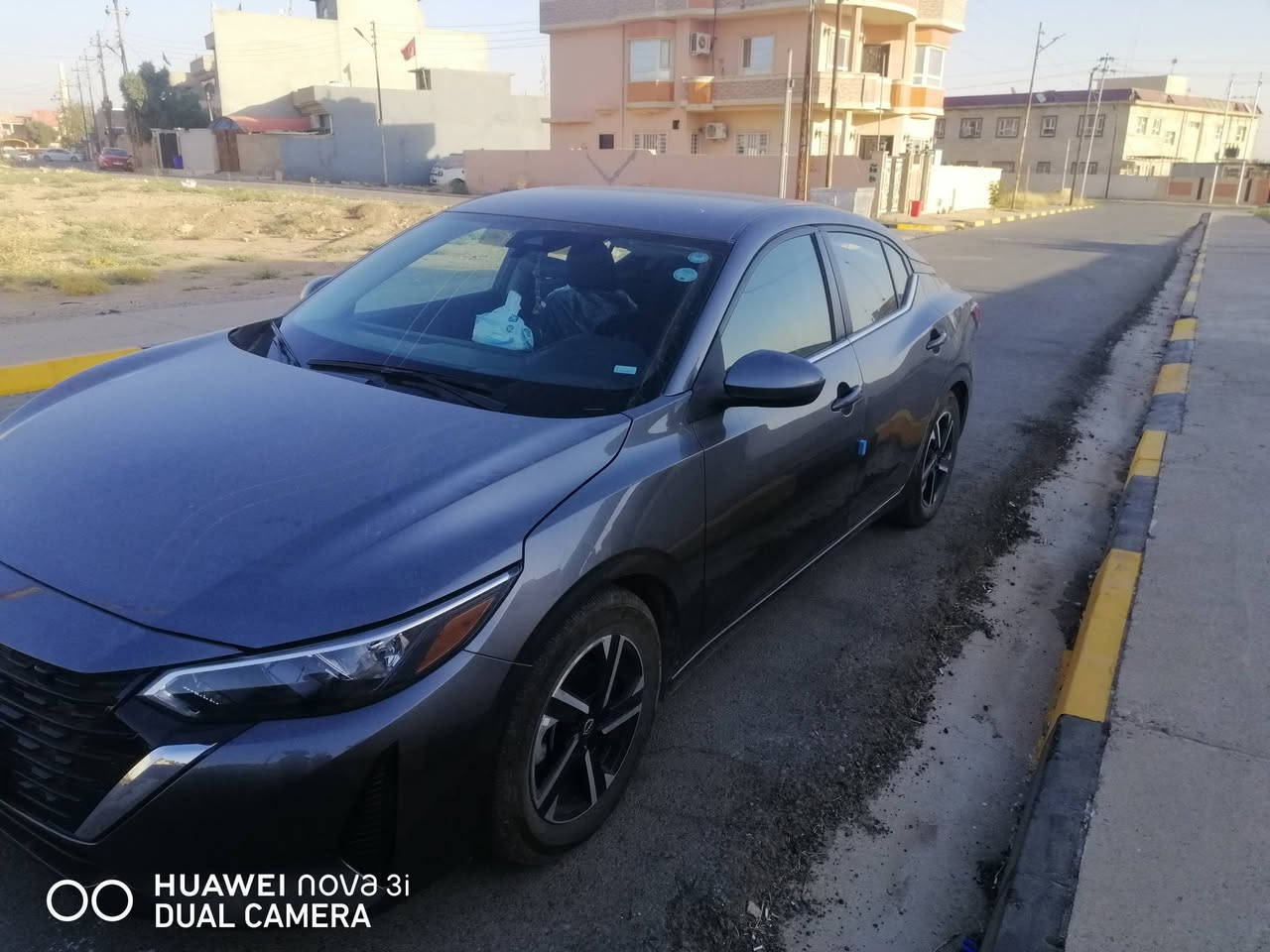 نيسان سنترا موديل ٢٠٢٤ ماشي ١٢٠٠٠ بس باب نفر بي شبر على بارد فقط الشراي ينتصل وهاي رقمي ***********
