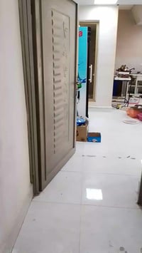 قاعة • ١٠٠م • واسط