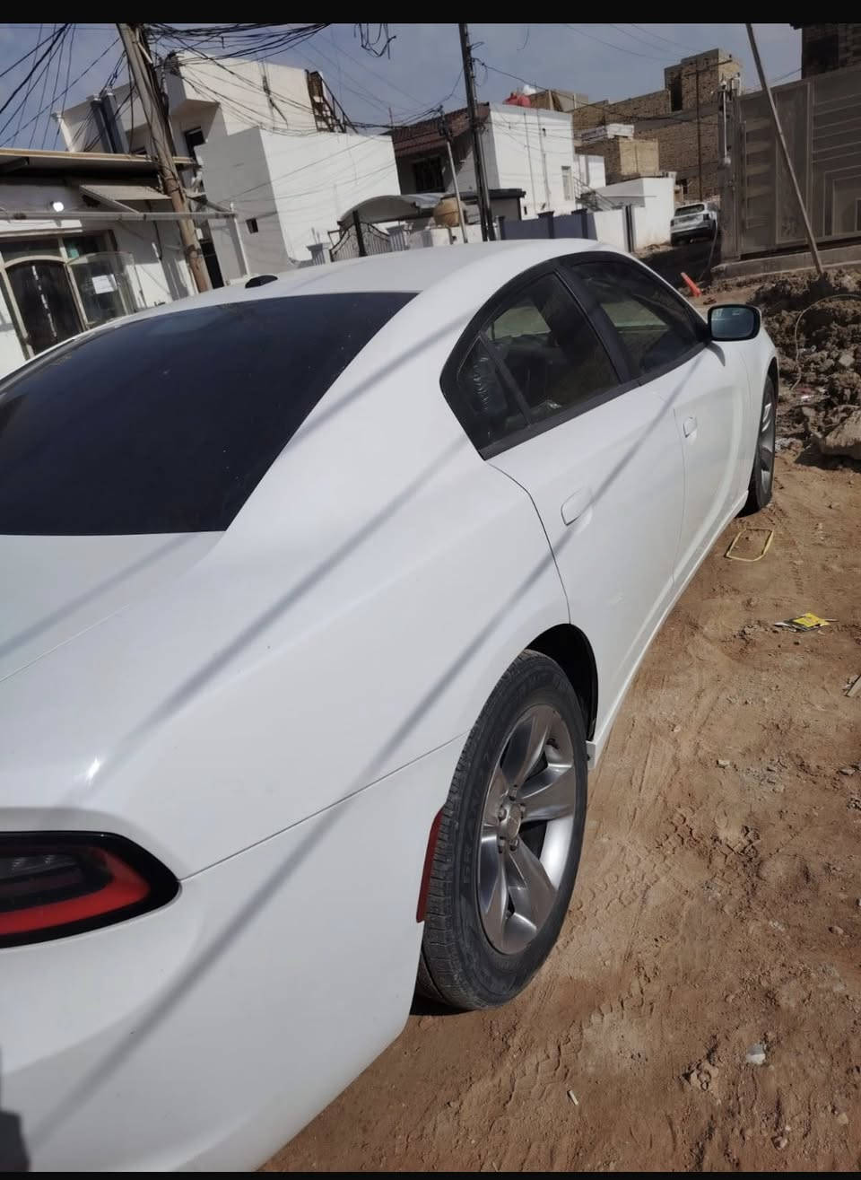 سلام عليكم جارجر 2016 للبيع كلين تايتل كنديه سياره باسمي هزه جديده السعر 
217 وبيهة مجال 
الرقم ***********
مكان السياره ديوانيه
