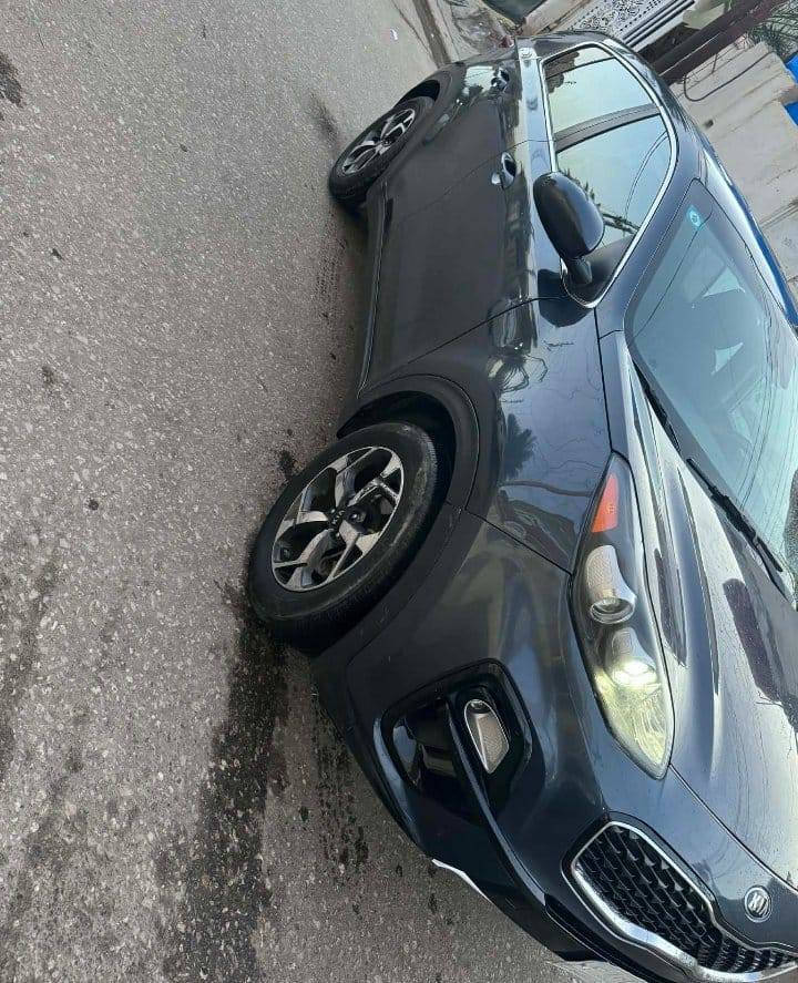 كيا سبورتج 2022 وارد امريكي حادث جدا بسيط موضح بالمنشور قطعتين كلير من امريكا السياره ليبل واحد بدون تبديل بدون ايرباك بدون دواخل شرط تفحص سونار سياره جاهزه او جديده بدون مصرف مكينه او كير كفاله حداديه تخبل كهربائيات كلها شغاله رقم بغداد تحويل مباشر السعر 152$ بيع فقط
الرقم ***********
