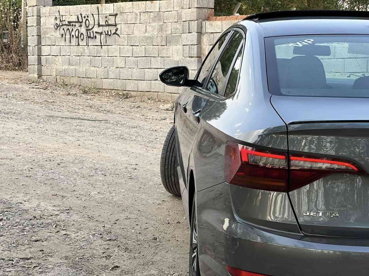 ڤۆکسواگن جیتە 2019 پینج پارجە بۆیاغە  لەسەر ساغی  بی ناو گرتن   فوولە سلایتەو پانۆرەمیە  چوار تای تازەیە  بەناو خۆمەوەیە  سانەوەی 2027مانگی 1 کوشن هیتە و دەفتەر بەنزینی هەیە  کیر و مەکینە بەشەرتە   نرخی  120 ماجال  پیش و پشتی بەشەرت  کەپسە  و مەکینە 14 تۆربۆ   ناونیشان کەرکوک پەنجا علی  ژ.م ***********  ***********
