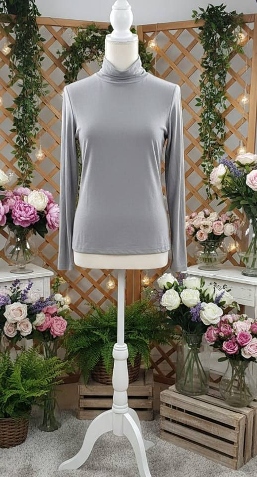 ❄️ هاينك صيفي بارد
​القماش: ليكرا درجة أولى (بارد جداً).
​القياسات: 38، 40، 42، 44، 46.
​التوصيل: متاح لكافة المحافظات 🚚.
​للحجز، راسلنا خاص 📩 بغداد, العراق


**إذا كنت صاحب هذا الإعلان وتريد حذفه لأي سبب، رجاءا أرسل رسالة إلى الدعم الفني**