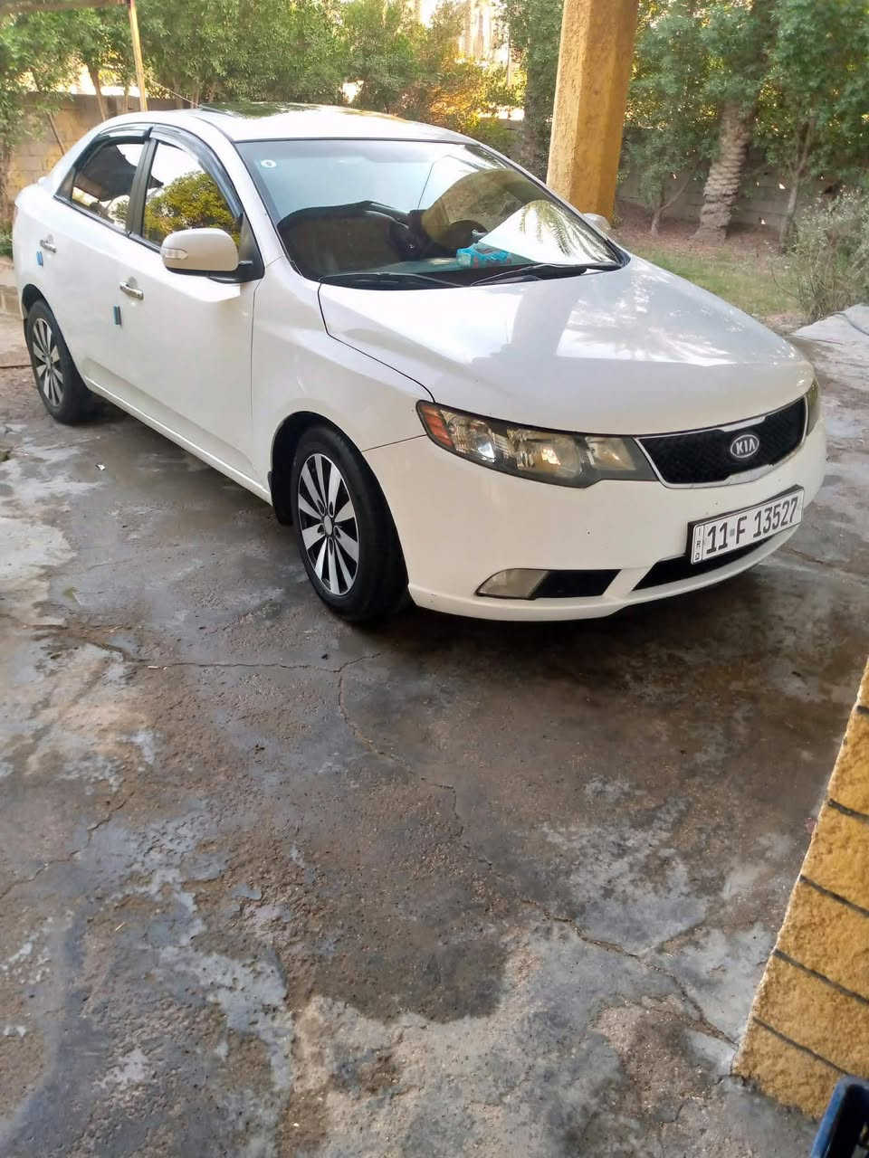 سيراتو 2010 رقم بغداد محرك 1600 فول مواصفات بصمه بيه قطعتين صبغ فقط عنوان بغداد محموديه ***********//***********
