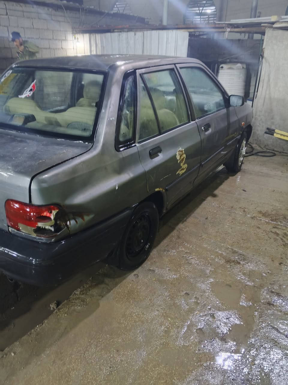 سايبا للبيع موديل 2012
رقمها مميز رباعي كربلاء خصوصي 
حدادية جديدة 
سنتر لوك بصمة 
جامه ومري جديدات 
تخم تاير جديد 
......
مكينة بيها خيط تبخير 
بيها ضربه يم البك لايت مثل ما موضح بالصوره 
الكشر نفس ما موضح بالصوره 
السعر 30 ورقه 
للتواصل *********** 
مكان السيارة كربلاء وراعيها هم بكربلاء ويريد مداور ما عليها اي غرامه وما مطلوبه السياره
