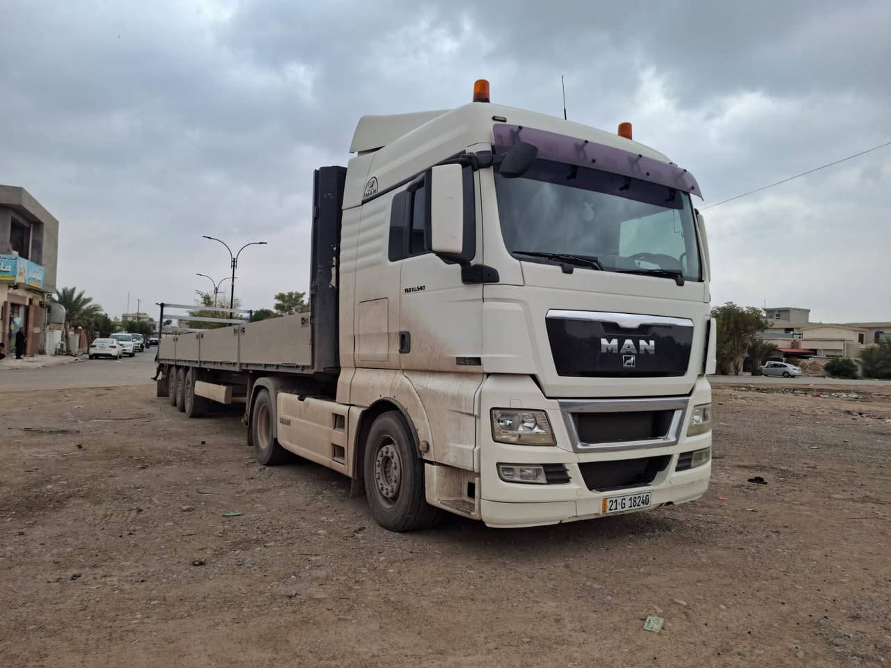 السلام عليكم 

راس عةربانة

موديل راس2012
عةربانة كرونة دنكيرbp
حجم مةكينة540تاك سوبةر

تخم تايةر جديدة  
سةنويية جديدة
سيارة جاهيز اى نقس مابى 

سعر350مجال

مكان سيارة كةلار
 ***********
