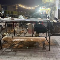 سلام عـْليگمٌ للبيع غراض محل دجاج وسمج قفص دجاج نضيف 2م*1م شواية سمج 2...